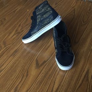 SK8-HI Vans